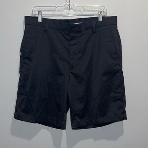 Amazon Essentials Men's Classic-Fit Stretch Golf Shorts